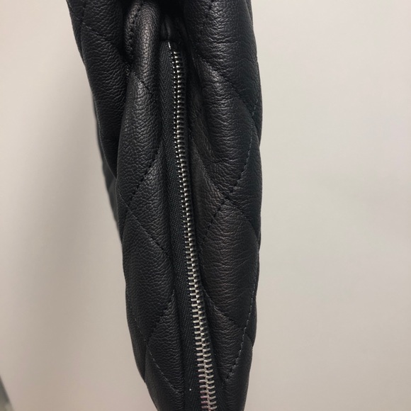 Authentic Rare Limited edition Chanel - Picture 7 of 8